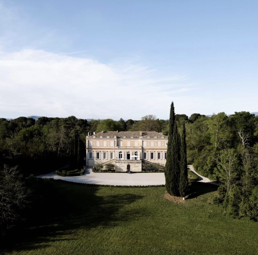 chateau martinay- mariage provence - wedding planner provence - lieu mariage provence - mariage haut de gamme - luxury wedding - wedding in provence